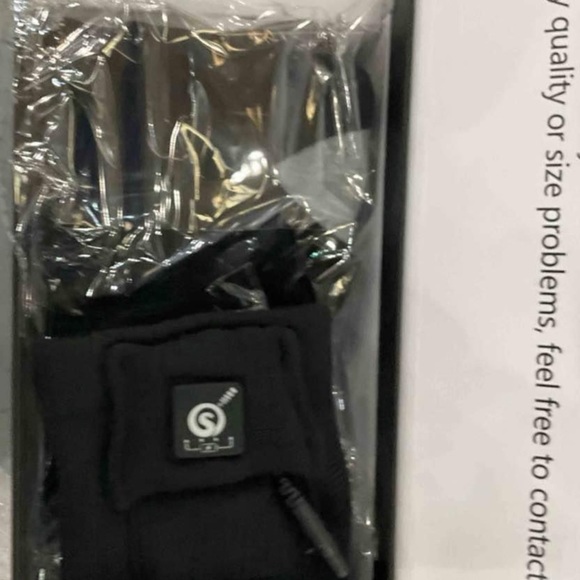 Battery powered heated socks - Picture 2 of 9